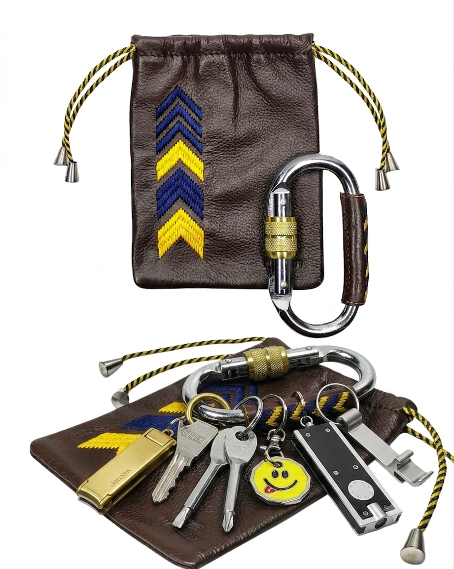 Gaucho Carabiner Pouch, Brown