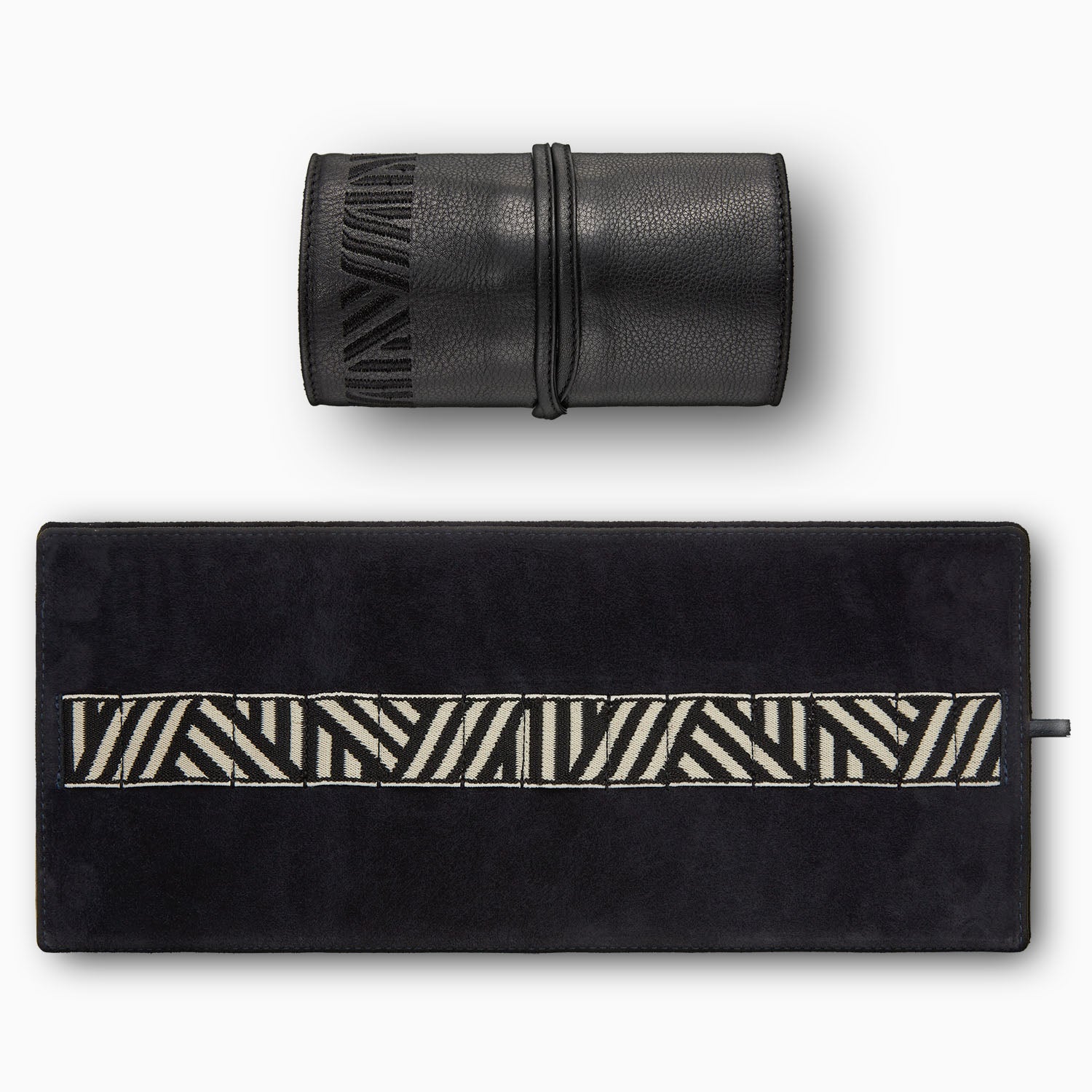 Gaucho Cheese And Wine Roll Black 3