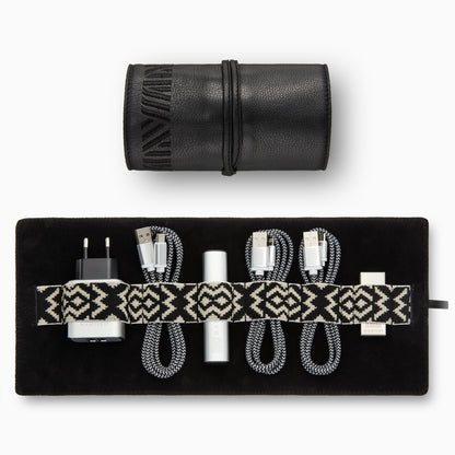Gaucho Techroll Black Kit With Power Bank 1