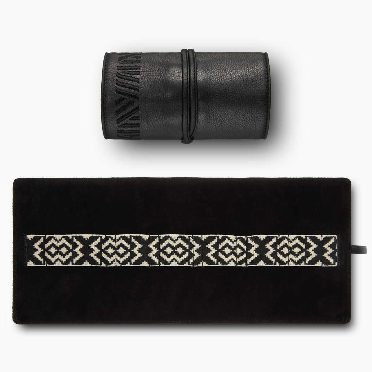 Gaucho Techroll Black Kit With Power Bank 3